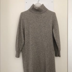 UNIQLO 100% WOOL DRESS
